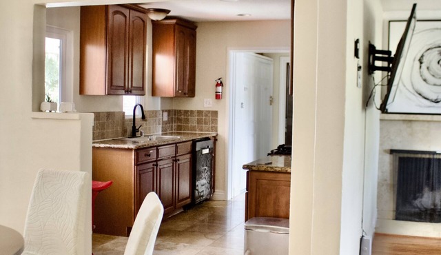 Family & friends Getaway - Pool + RV