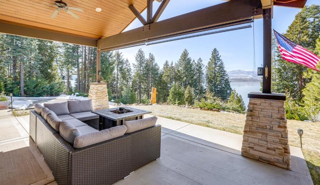 Fire Pit + Views: Serene Lake Almanor Retreat