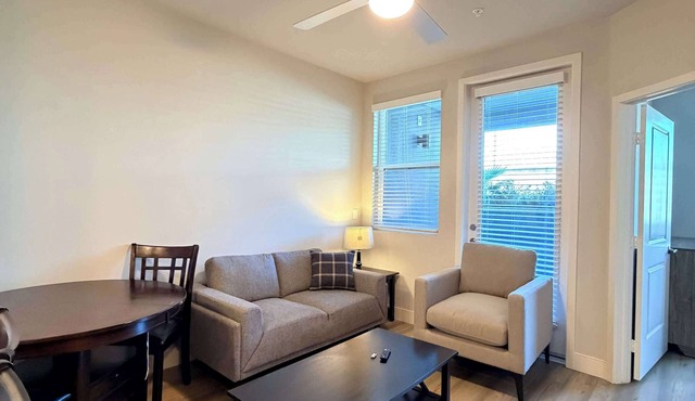 Fully Furnished 1BR Point Loma w/Wi-Fi Parking