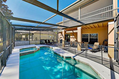 Fun 4BR with Pool Spa and Harry Potter Game Room