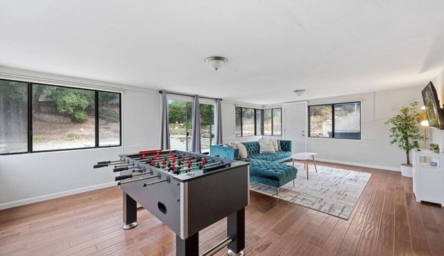 Game On! Endless Games & Huge Backyard w Parking!