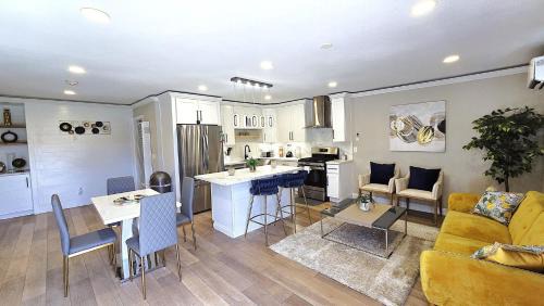 Gillespie Dr 2BR 1BA Unit A | Near Downtown SD