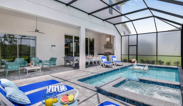 Grand Home Near Disney w/Princess Themed BR, Pool Table, Game Loft & Theater