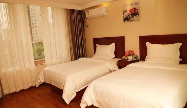 GreenTree Inn Luoyang Luolong District University City Zhangheng Street Express Hotel