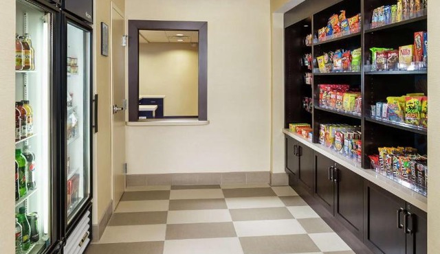 Hampton Inn & Suites San Bernardino