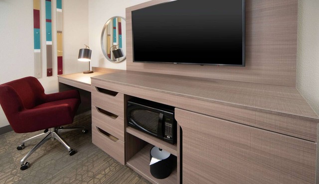 Hampton Inn & Suites Santa Maria