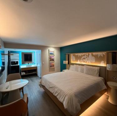Harbor Bay Inn