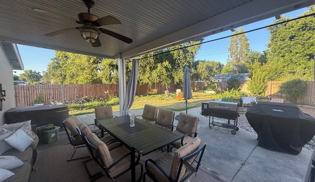 Heavenly Hosting = Peaceful Cozy Quiet Safe + 3-bed, 2-bath house Citrus Heights