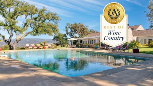 Hilltop Pool Patio Panoramic Views Wine Country Retreat Sonoma Sunshine