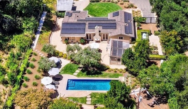 Himmel House ~ Private Wine Country Retreat with Pool and Garden Oasis