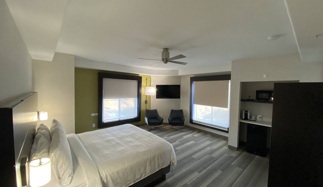 Holiday Inn Express Hotel & Suites El Dorado Hills by IHG