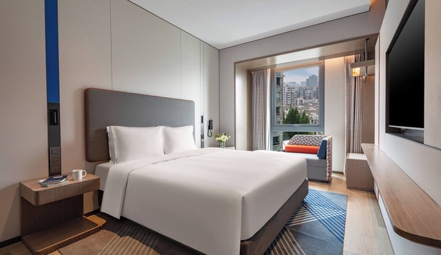 Holiday Inn Express Shanghai Changfeng Park by IHG