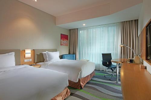 Holiday Inn Express Tangshan Downtown by IHG