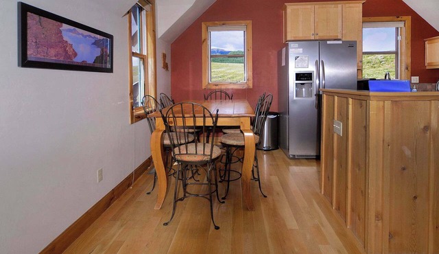 Horseshoe House, Close to shuttle, Pitchfork. in Mt. Crested Butte