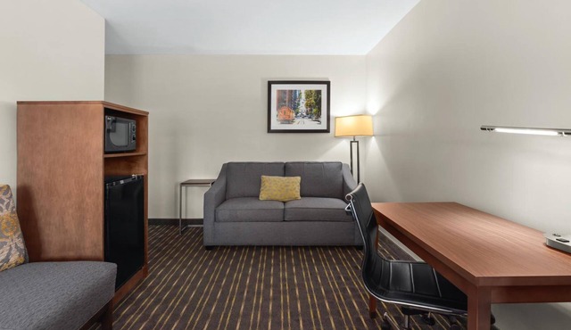 Hotel Aura SFO