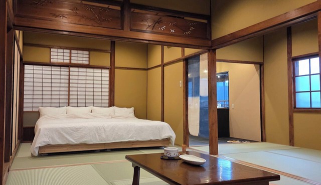 July 2026: Now Open! Central Osaka Luxury Villa: A Timeless 80-Year-Old Gem for 2–6 Guests