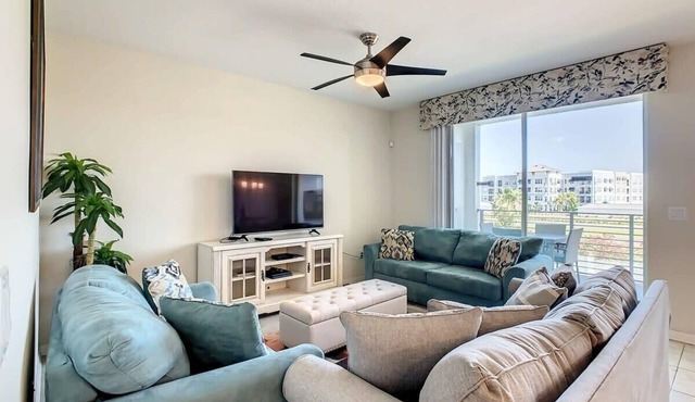 Kissimmee Condo: Pools, parks, family fun, and attractions!