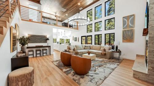 La Cabana Azul in Wildflower Community Luxurious Game Room EV Charger