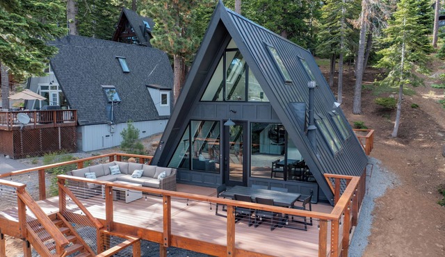 Lake View · Modern A-Frame · A/C · EV · Pets