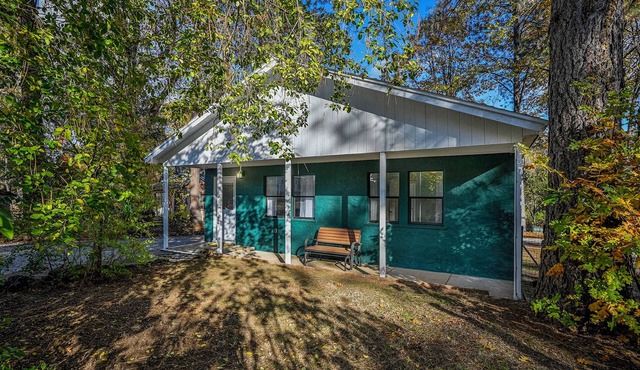 Lakehead Bungalow