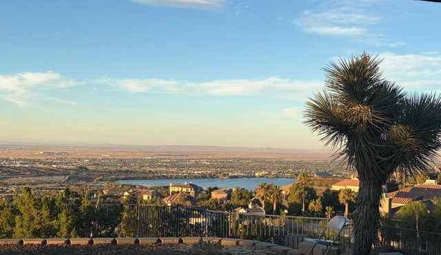 Lakeview House in Palmdale