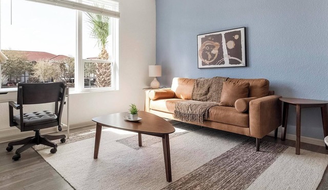 Landing | Spectacular 2BD, Gym, Clubhouse