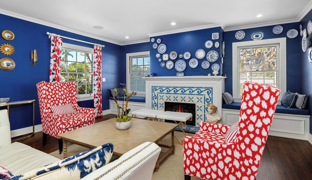 Large Whole House Rental w/Private Pool – 5 minute walk to beach