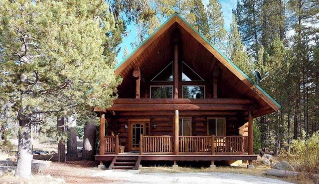 Logger's Landing - Huntington Lake