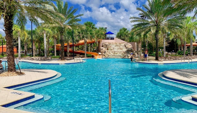 Luxury 5Bd w/Jacuzzi & Pool Near Disney @ 5528