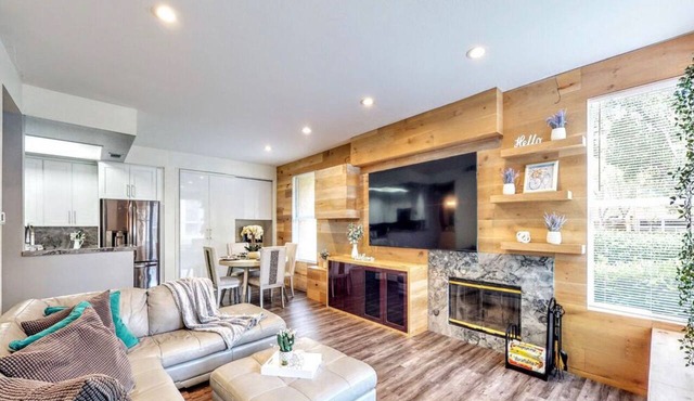 Luxury Foothill Ranch Condo - Pool, Spa, Gym - Fast Wi-Fi - Monthly Stays