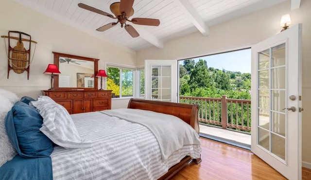 Luxury San Rafael 3BR/3BA with Decks & Views