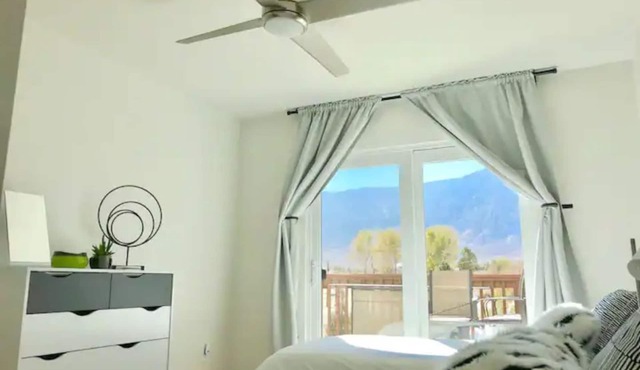 >MAGICAL property on 5 acres in the Alabama Hills in Lone Pine