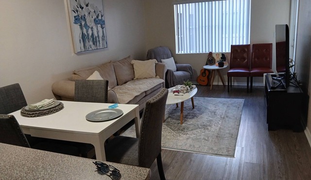 Marvelous 1-bedroom condo with AC in sunny San Ramon