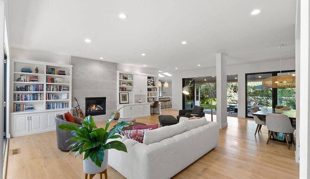 Menlo Park Luxe Modern Haven