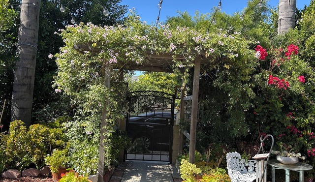 Micro Studio Inglewood.15 min from LAX, 5 min to Sofi, Forum,N,405 Fwy.