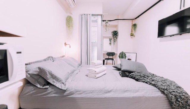 Minimalist Loft 8 Namba Compact Studio and Gym MA802