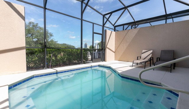 Modern 4BR Home, Private Pool, BBQ, Resort Amenities, 15min to Disney