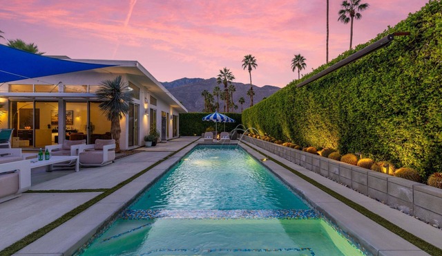 Modern Desert Oasis – Luxury Retreat