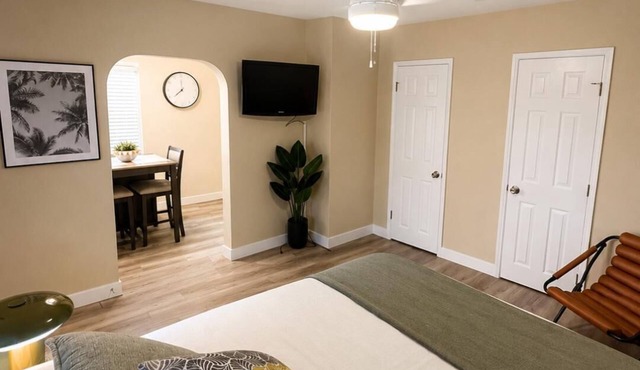 Modern SoFi Retreat - 2 Min Walk to World Cup & Stadium Events