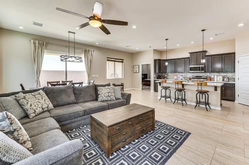 Mtn-View Home w/Patio, 3 Mi to Colorado River!
