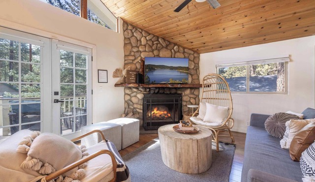 Navigate Stays Big Bears Best-Kept Secret Cabin