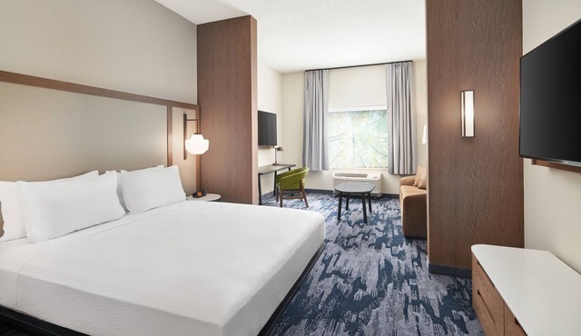 NEW - Fairfield Inn & Suites by Marriott Orlando at Millenia