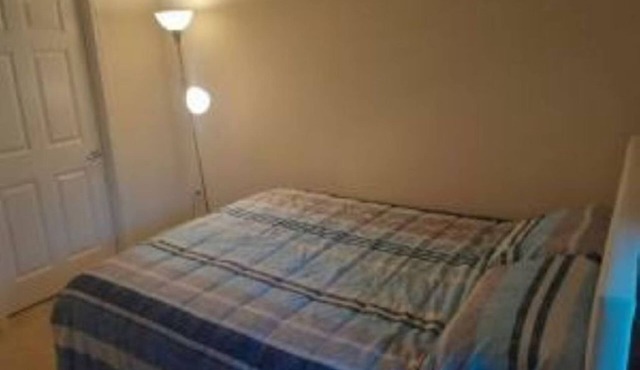 Nice room Great location near Disneyland, Angels Stadium convention center etc