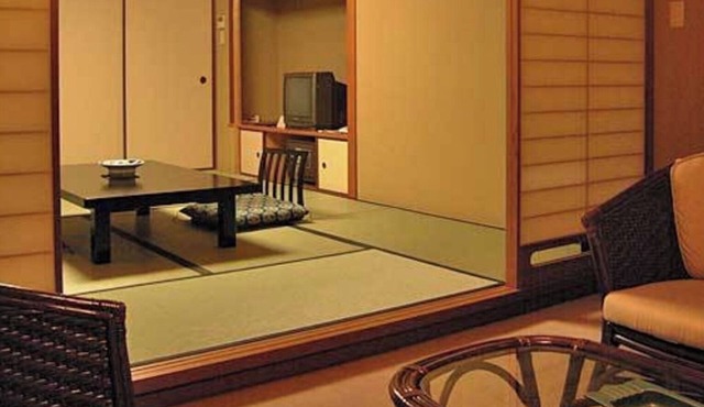 NonsmokingFor 4 peopleRinsuitei Breakfast included/Kobe Hyōgo