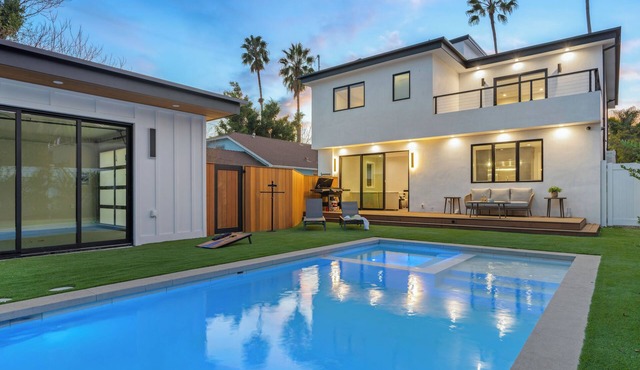 Ogden Oasis by AvantStay | Pool, Hot Tub, Large Yard | Steps to Melrose Avenue!