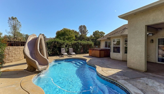 Ohana Landing : !Heated Pool! WaterSide + Spa
