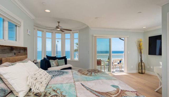 On the Beach! 4 bed 3 bath 2300sq ft CarlsbadBeachCondo.com