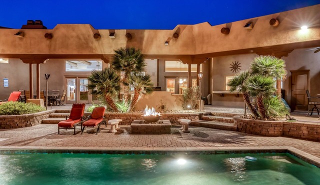 Over the top! Luxury, spacious, quiet family retreat. Residential Estate Area.