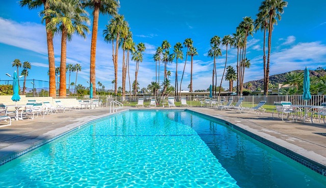 Palm Springs ~ Pool, Hot Tub