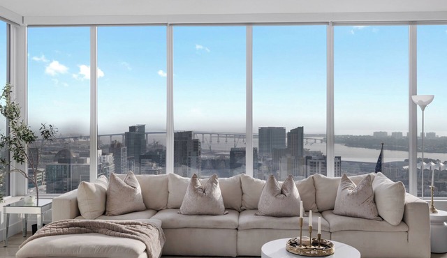 Panoramic Bay View Condo Sleeps 8 Downtown San Diego in San Diego